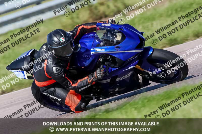 Rockingham no limits trackday;enduro digital images;event digital images;eventdigitalimages;no limits trackdays;peter wileman photography;racing digital images;rockingham raceway northamptonshire;rockingham trackday photographs;trackday digital images;trackday photos